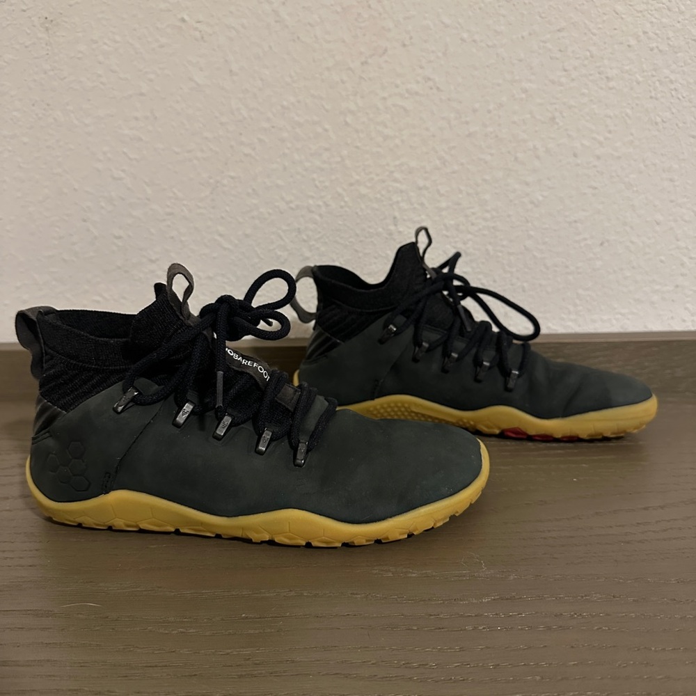 Vivobarefoot Magna FG Trail (Women’s) Hiking Shoes